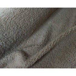 Tissu sherpa ecru imitation peau de de mouton